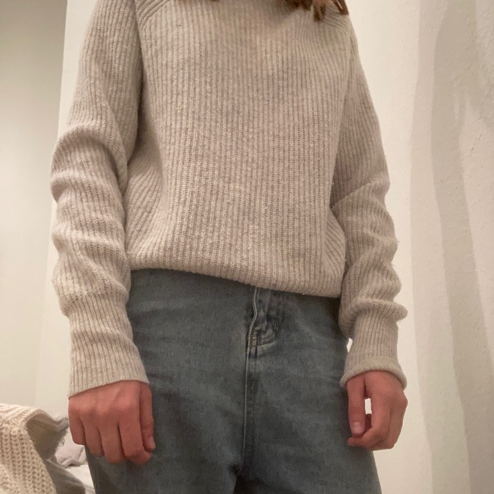 knit grey sweater 💥 size s